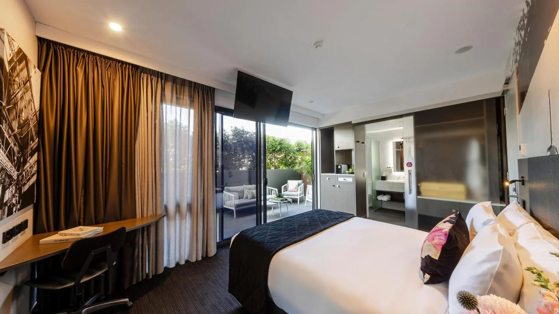 Sage Hotel James Street Brisbane